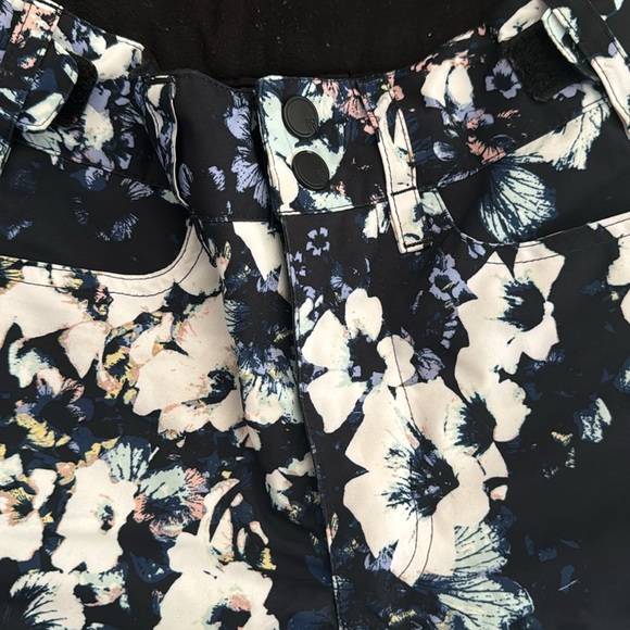 Roxy Girls' Backyard Floral Printed Snowboard Ski Pants White Black Blue Sz 10 - Picture 3 of 9